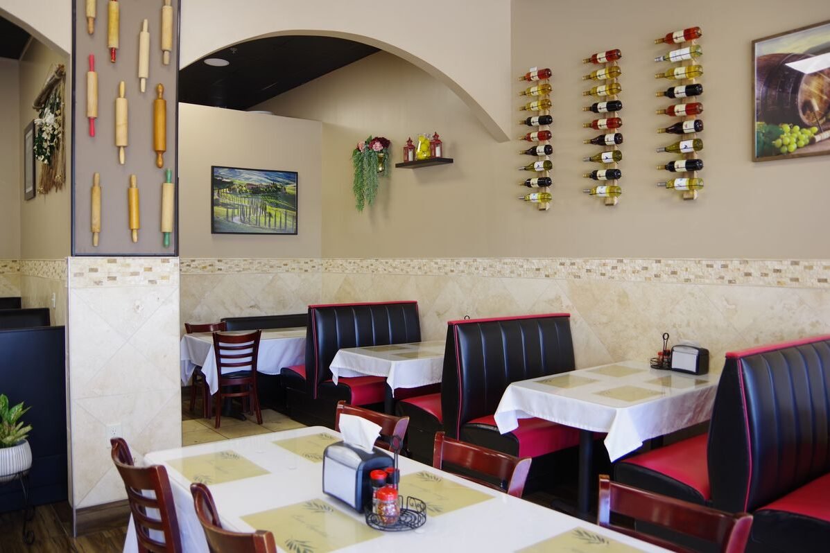 Vinos pizza dine in